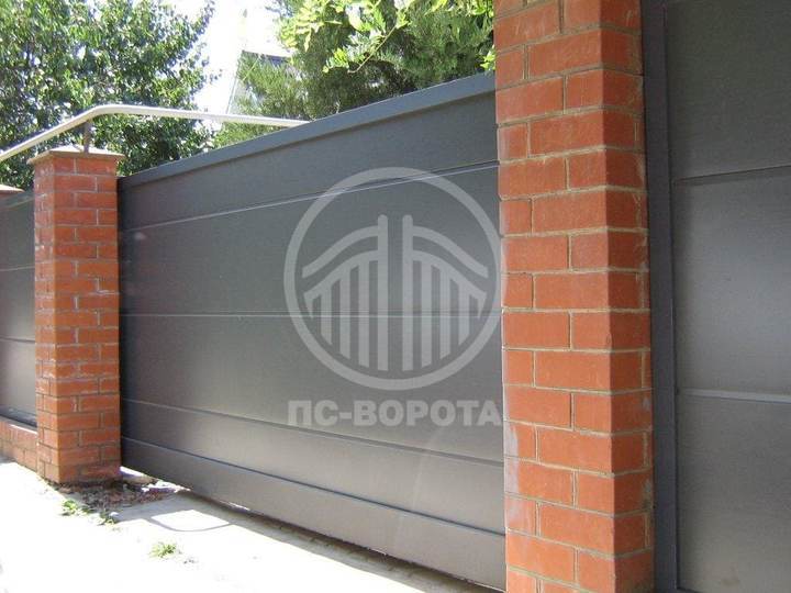 ворота из сэндвич панелей для загородного дома